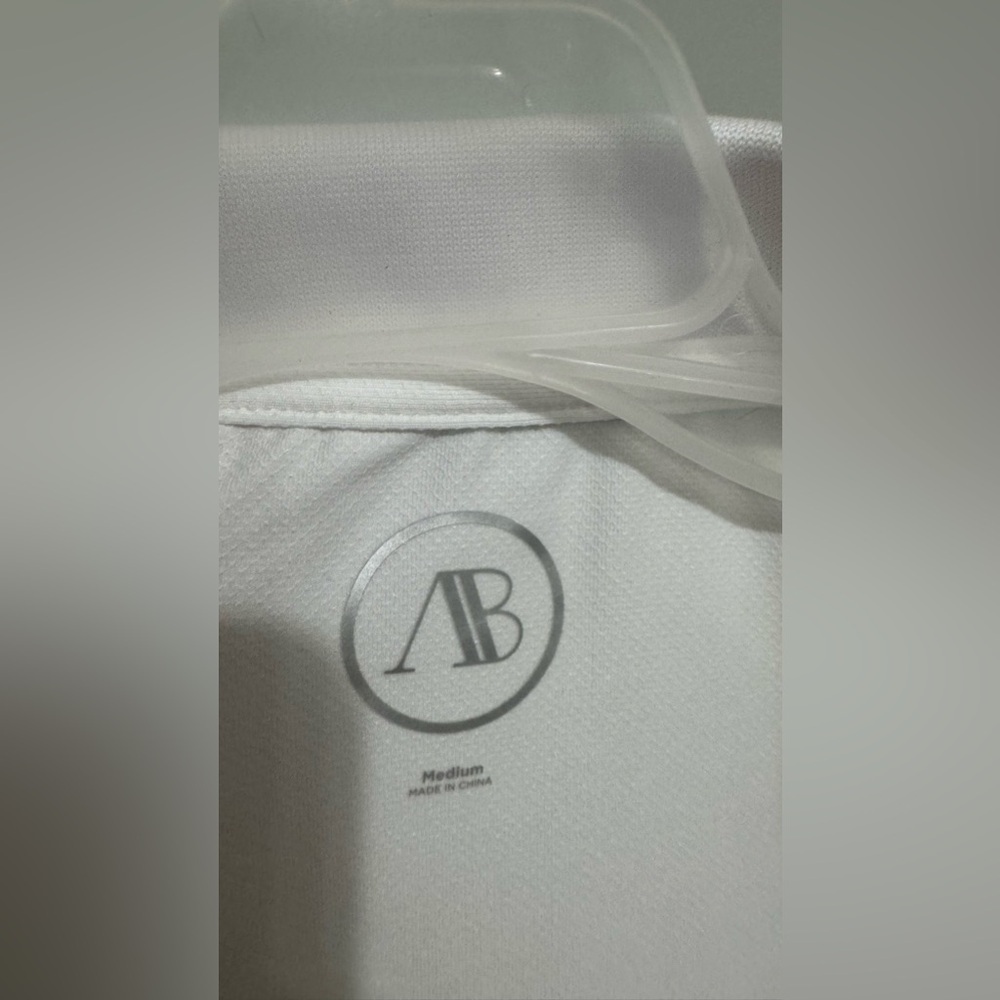Addison Bay Active Pique Courtside Polo Short Sleeve Top Size Medium NWOT - Picture 5 of 5